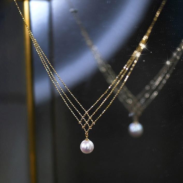Akoya Pearl Lace Necklace in Gold