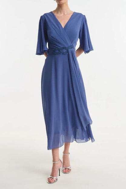 Flowing Midi Dress – Elegant Feminine Grace