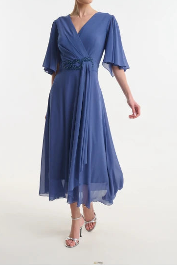 Flowing Midi Dress – Elegant Feminine Grace