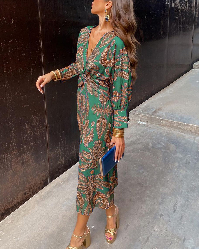 Isadora – Elegant Midi Dress with Timeless Charm Print