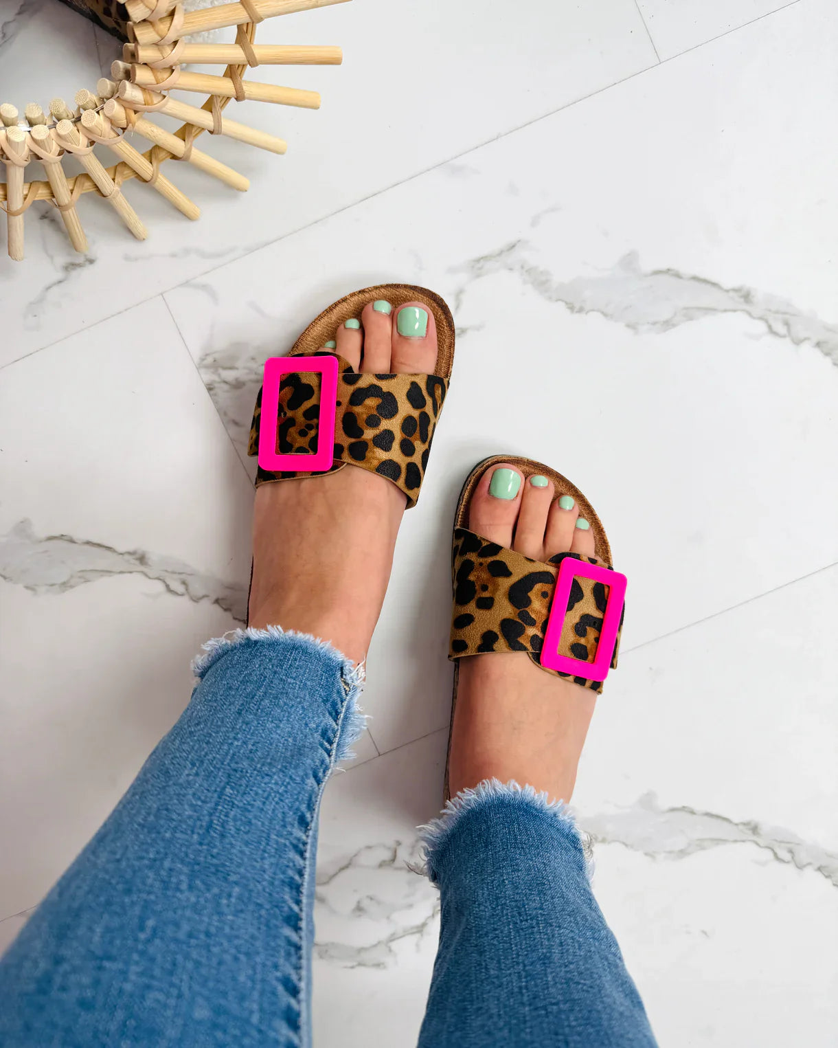 Léora — Buckle Slide Sandals
