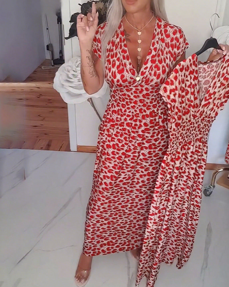 Stylish Leopard Print Dress - Sleek V-neck Dress