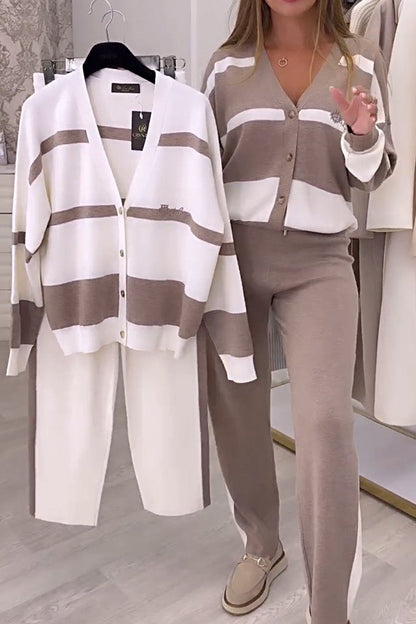 Fashionable Knitted Sweater - Stylish Two-Piece Set
