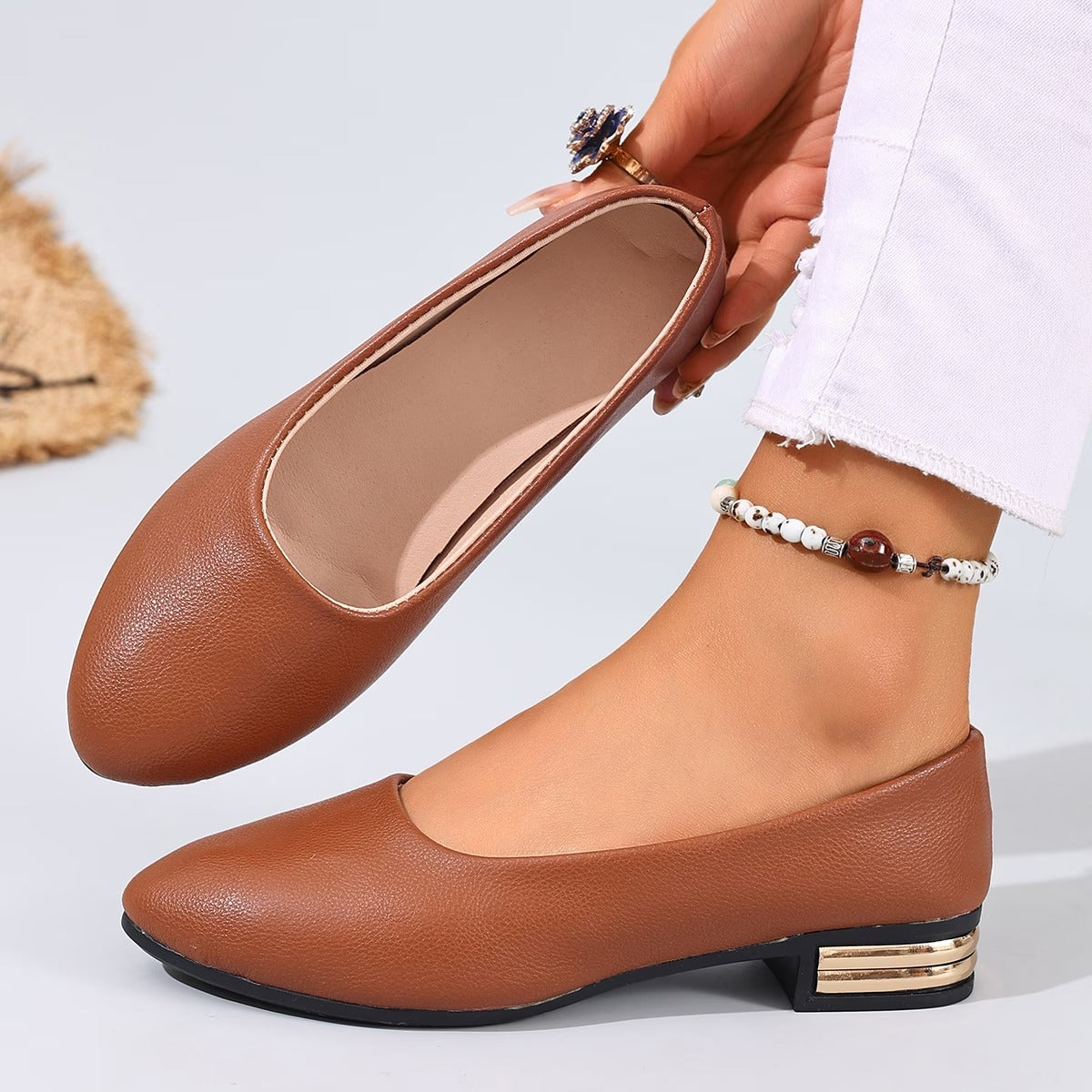 Women's leather comfortable flat loafers
