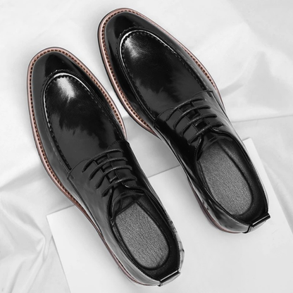 The Lorenzio Oxford Shoes with Polished Leather Refinement
