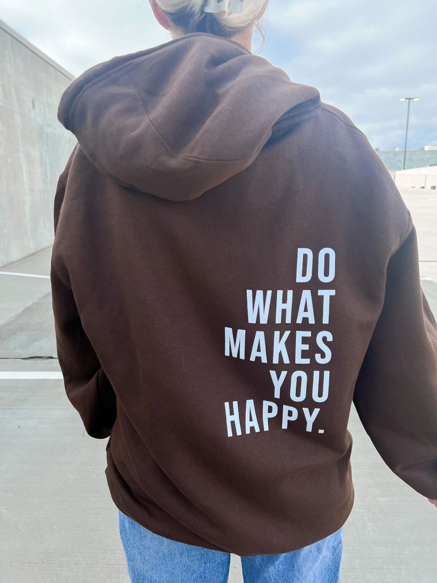 Happy Hoodie – Soft Everyday Comfort