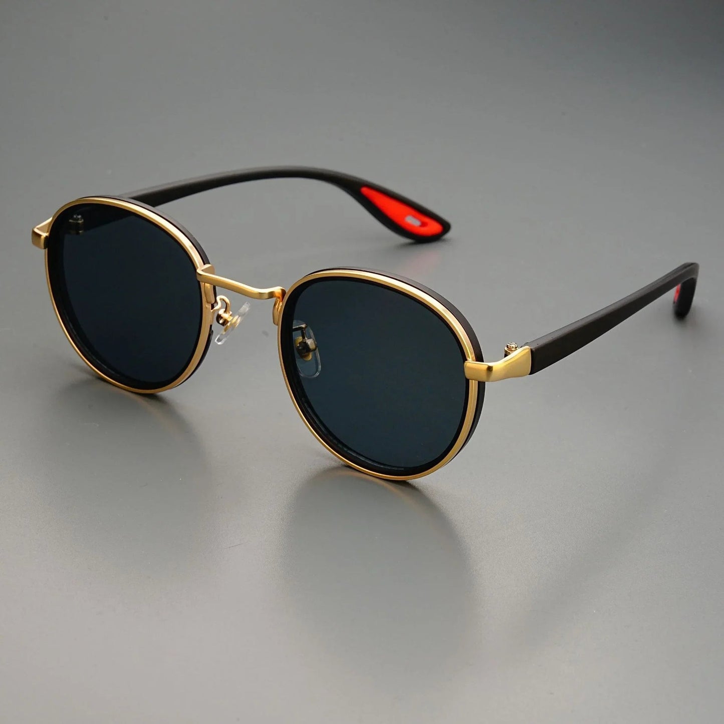 Carson Rift — Vintage Round Sunglasses
