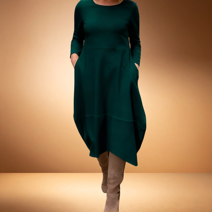 Velvára - Silk-Touch Elegant Dress