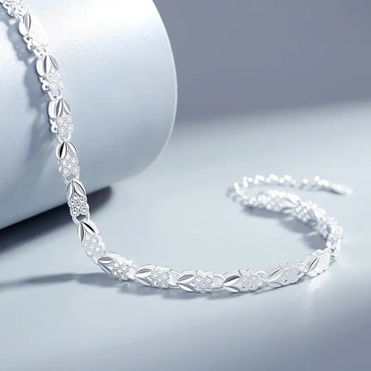 Elegant Women's Bracelet - Durable Bracelet