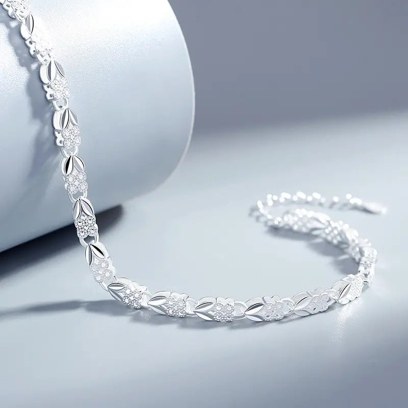 Elegant Women's Bracelet - Durable Bracelet