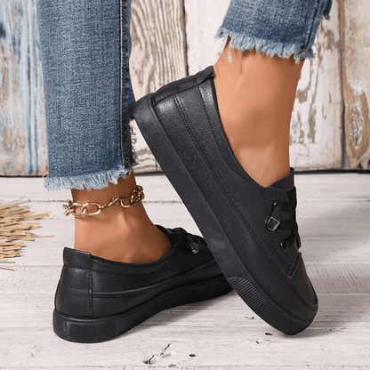 Azzy - Breathable Women's White Lace-Up Flat Shoes