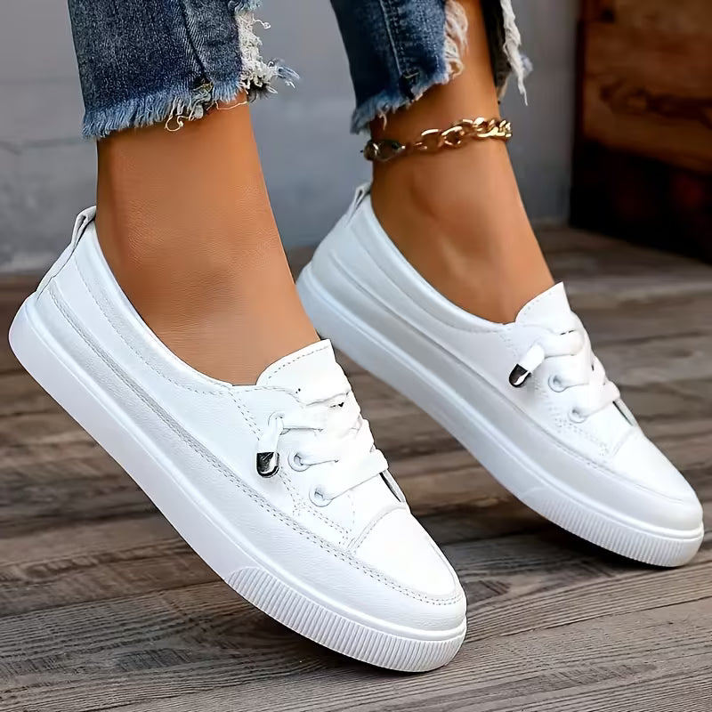 Azzy - Breathable Women's White Lace-Up Flat Shoes